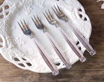 Nickel Silver Grace Cocktail Forks Set of 4 Appetizer Oyster Forks, Olive Forks, Barware, Vintage Housewares, Hors Oeuvres