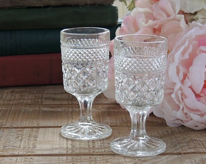 Anchor Hocking Wexford Wine Glasses Set of 2 Claret Wine Glasses