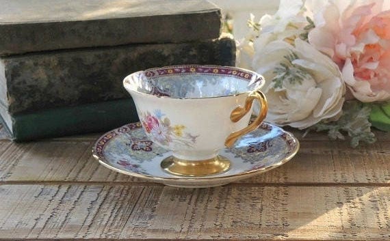 Shelley Georgian Red Tea Cup and Saucer Set Signed, Tea Party Wedding, English Bone China, Ca. 1940's, Replacement China
