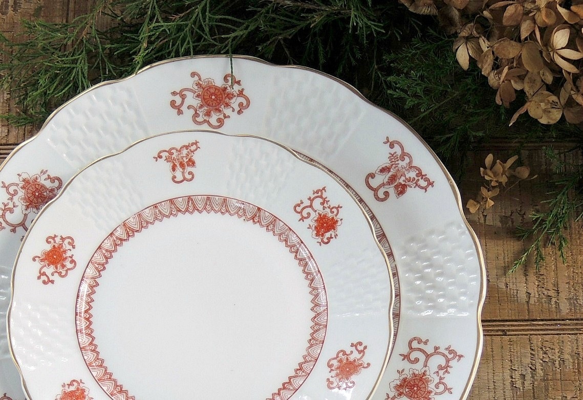 Mottahedeh Vista Alegre Plates Set of 2, Made in Portugal Mottahedeh Vista Alegre Plates Set of 2, Made in Portugal
