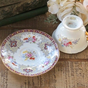 Shelley Georgian Red Tea Cup and Saucer Set Signed, Tea Party Wedding, English Bone China, Ca. 1940's, Replacement China imagem 5
