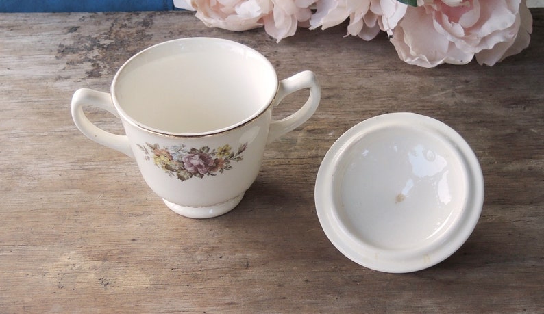 Cunningham and Pickett Stratford White Floral Covered Sugar Bowl Ca. 1940s AS IS image 3