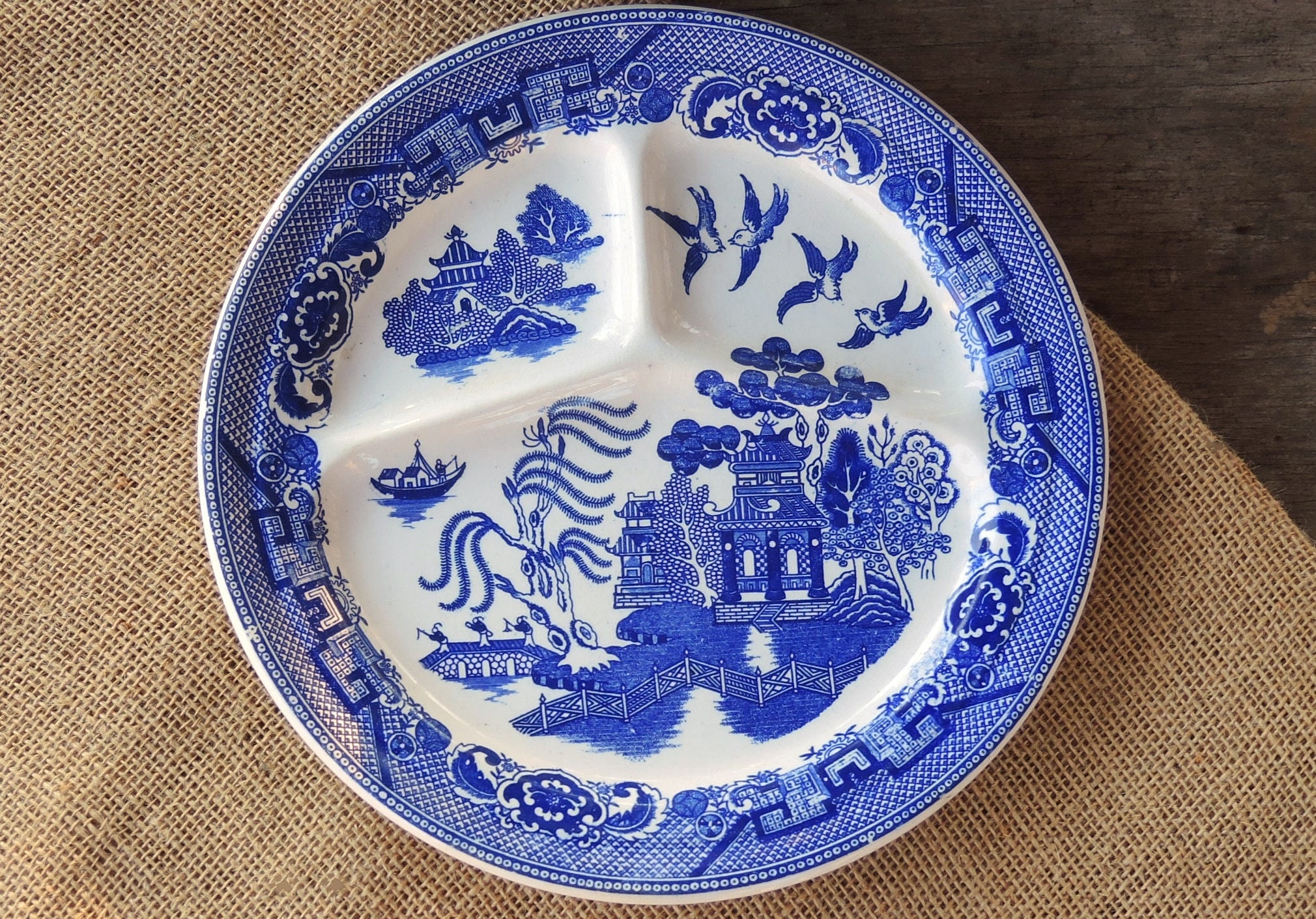 s0341a 西洋陶磁器 トリオ A.G.H.J 生鮮 Wilton Pottery Real