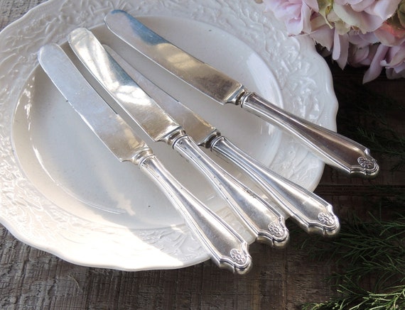 Rogers Brothers Dinner Knives Set of 4 Community Silverplate Replacement Flatware