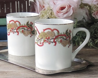 Sadek Christmas Garland Mug Set of 2 Coffee Mugs Andrea Sadek Ca. 1994 Hostess Gifts