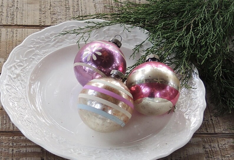 ON SALE Vintage Shiny Brite Blown Glass Bright Pink Assorted Ornaments Set of 6 Shiny Pink Holiday Decor Tree Trimming Mercury Glass