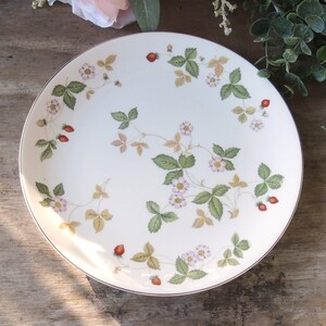 Wedgewood Wild Strawberry China - Etsy