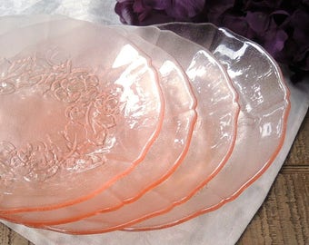 Arcoroc France Rosaline Pink Dinner Plates Set of 4 Rosa Pink Blush Peachy Pink Glass Plates Tea Party or Wedding Shower Plates Ca. 1960s