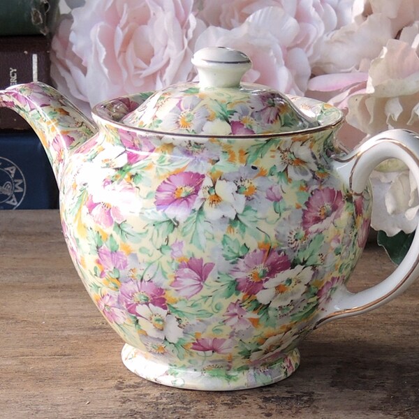 Ridgway Poppies Tea Pot 2 Cup Capacity Small Tea Pot Chintz Pattern High Tea Party Made in England