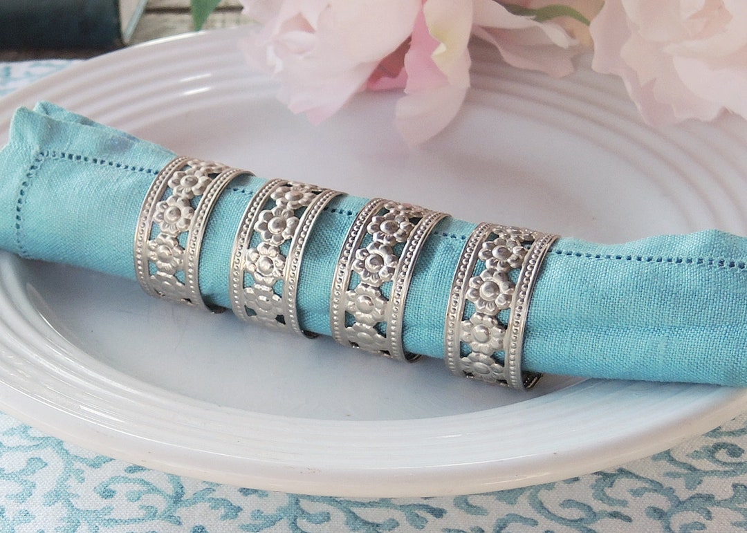 Silver Metal Floral Filigree Napkin Rings Set of 4 Wedding Decor Silver