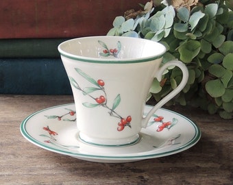 Vintage Gorham \u201cBlack Contessa\u201d set of 7 footed cups and saucers