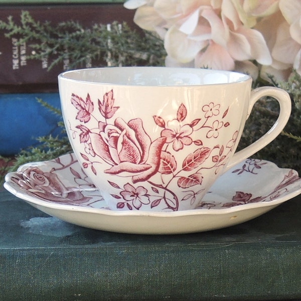 J&G Meakin Tudor Roses Teacup and Saucer Set Early Sol Ware English China