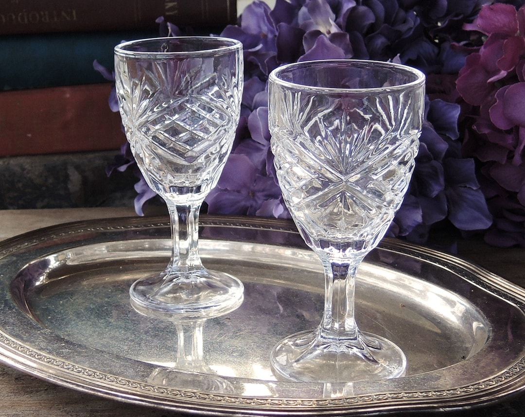 Godinger Crystal Stemmed Shot Glasses Set of 2 Cordial Glasses Vintage
