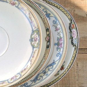 Vintage Mismatched Saucers Set of 4 for Tea Party, Wedding Plates, Cake Plates Bridal Luncheon