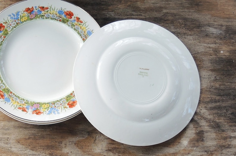 Empire China Flanders Salad Plates Set of 4 Orange Poppies Pattern Made in England Tea Party Plates Cottage Style Wedding China