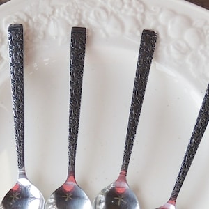 Soup Spoons Set of 4 Lifetime Cutlery Stainless Steel Flatware Korea Fernleaf Pattern Handle Bridesmaid Luncheon