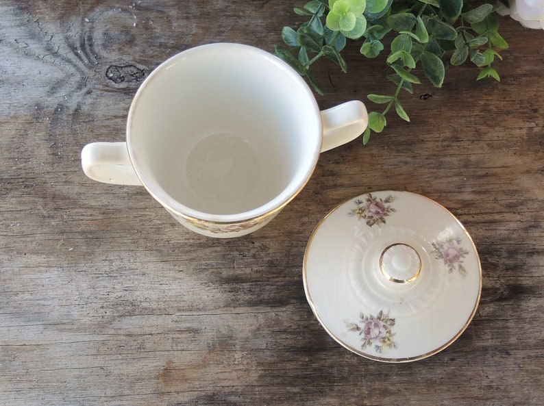 Cunningham and Pickett Stratford White Floral Covered Sugar Bowl Ca. 1940s AS IS image 7