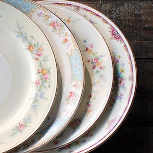 Vintage Mismatched Dinner Plates Set of 4 Cottage Chic Tea Party Farmhouse China Wedding Bridal Replacement China Ca 1940s