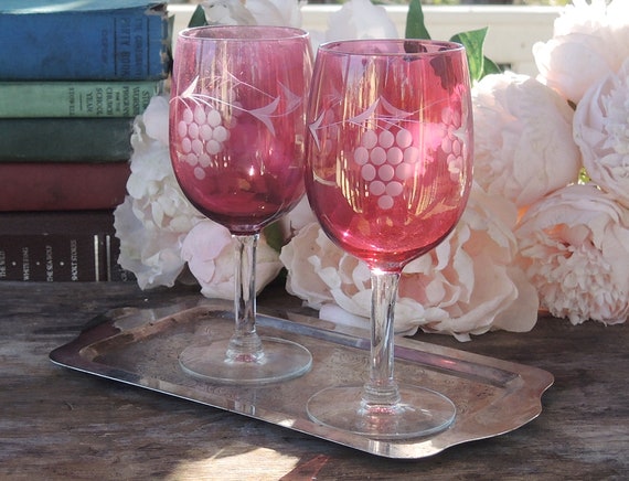 Vintage Cranberry Pink Etched Wine Glasses Set of 2 White Wine Goblets  Cranberry Glass -  Denmark