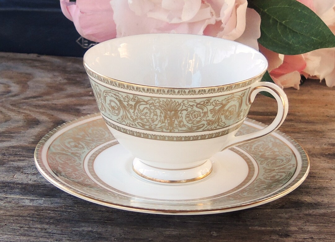 Royal Doulton English Renaissance Tea Cup Set Tea Cup Saucer Wedding