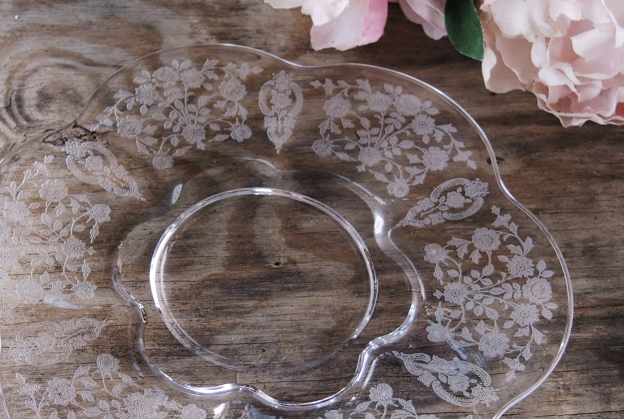 Cambridge Rose Point Clear Scallop Edge Lunch Plate Tea Party Plate Replacement Glass Plate