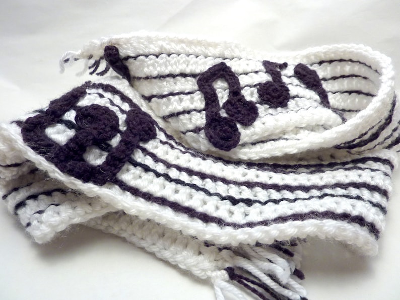 PATTERN Crochet Music Note Scarf Reversible Piano Scarf Bass Clef and Treble Clef image 4