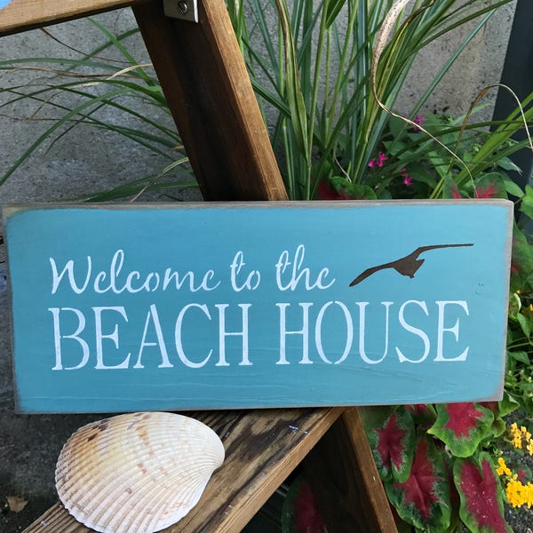 Welcome To The Beach House, Beach House Decor, Shabby Chic Beach Sign, Beach Welcome Sign, Housewarming Gift, Coastal Decor, Family Beach