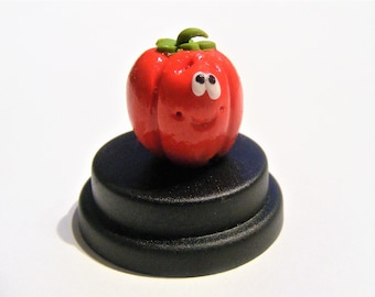 Bell Pepper Pet © Capsicum Pet, veg lover, gift for gardener, bff gift, vegan gift, vegetarian gift, comedy gift, cute gift, desk top gift