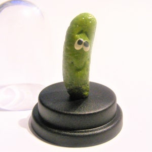 Dill Pickle Pet © Gherkin Pickle Pet © Pregnancy announcement Pickled gherkin novelty gift dashboard gift desk top gift Funny gift image 7