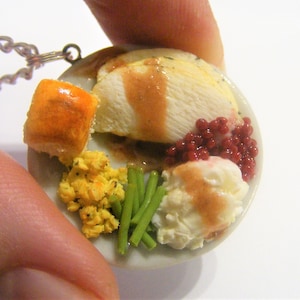 Food Jewelry, Thanksgiving dinner Necklace, Thanksgiving necklace, Thanksgiving Jewelry, Miniature Food , Mini Food, Turkey dinner  necklace