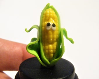 Corn Cob Pet © Corn on the cob, Sweetcorn, Corn ear, Maize,  Gift for him, Gift for her, comedy gift, cute gift, desk top gift, Funny gift