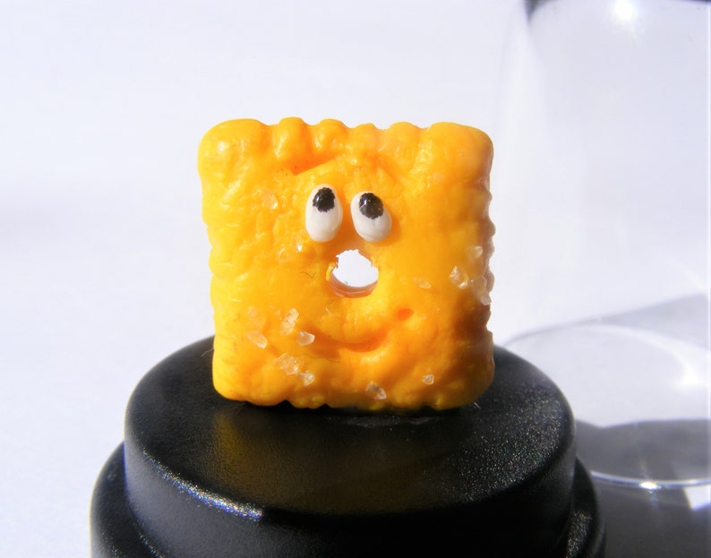 Cheese Cracker Pet © Cracker gift, Cheez lover gift, comedy gift, novelty gift, dashboard gift, humorous gift, desk top gift, Funny gift image 4