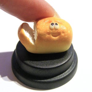 Bread Pet © Pet Loaf, Gift for him, Gift for her, Gift for baker, Birthday gift, Dieters gift Desktop Anniversary gift Funny gift Carbs gift