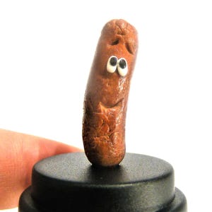 Wurst Haustier © Wurstliebhaber, Fleischfresser, Weiner, Fleischliebhaber, Comedy-Geschenk, Neuheitsgeschenk, niedliches Geschenk, Schreibtischgeschenk, lustiges Geschenk, Geschenk für ihn