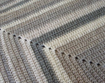 Baby afghan crochet in shades of gray and beige