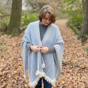 CROCHET PATTERN & VIDEO / Braided Blanket Crochet Ruana - Simple Crochet Wrap - Instant Download Pdf Crochet Pattern