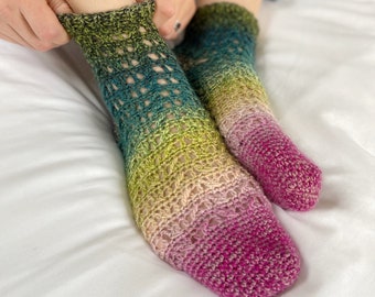CROCHET PATTERN / Lacy Crochet Sock Pattern - Rialto Crochet Socks - Lacy Crochet Socks - PDF Crochet Pattern