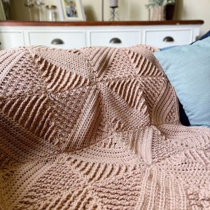 CROCHET PATTERN / Broadquay Textured Crochet Blanket Pattern / Square Motifs Geometric Blanket image 3