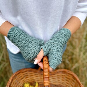 easy crochet glove pattern