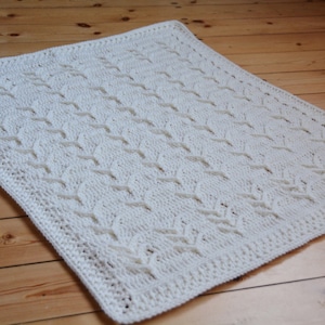 CROCHET PATTERN / Heirloom Baby Blanket Crochet Pattern Bundle 5 neutral crochet baby blankets image 4