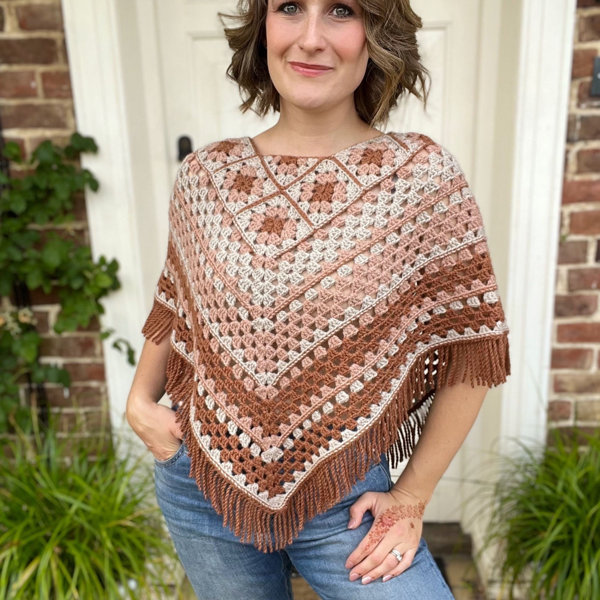 CROCHET PATTERN / Granny Square Poncho Pattern / Swoncho With
