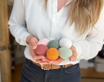 CROCHET PATTERN + VIDEO — Crochet Easter Egg Pattern | Small Amigurumi Eggs | Quick Scrap Yarn Project | 3D Stuffed Ornament Pdf