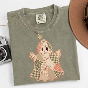 Patchwork Ghost png, Preppy Ghost Halloween png, Faux Quilted Halloween Ghost Tshirt Design, Vintage Style Halloween Apparel dtf sublimation