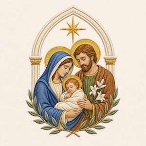 Könnte beinhalten: Eine Stickerei der Heiligen Familie mit einer zentralen Figur, die ein in Windeln gewickeltes Kind hält, flankiert von einer bärtigen Figur mit weißen Lilien. Die Szene ist von einem architektonischen Bogen und einem goldenen Stern umrahmt.