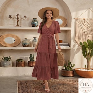 Vestido largo estilo bohemio con lunares suizos, vestido de verano con escote en V cruzado y mangas cortas / HavenThreadsArt