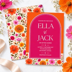 Könnte beinhalten: Eine Hochzeitseinladungskarte mit einem leuchtend rosa Bogendesign auf orangefarbenem Hintergrund und weißem Text, der lautet: Ella & Jack are getting married, Saturday, 18 September 2027, The Orchard Estate, Daylesford, Victoria, reception to follow.