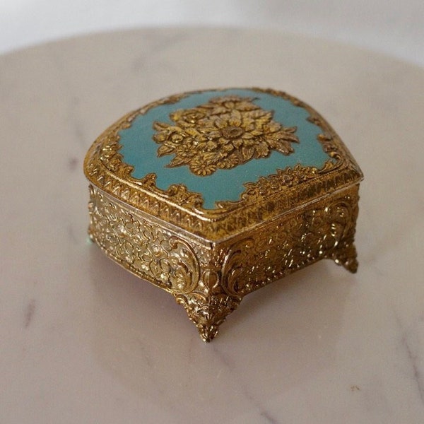 Vintage Ornate Footed Trinket Box with Lid, Vintage Rose Cameo Jewelry Box, Gold Gilt Blue Enamel Trinket Box, Gold Ormolu Jewelry Casket