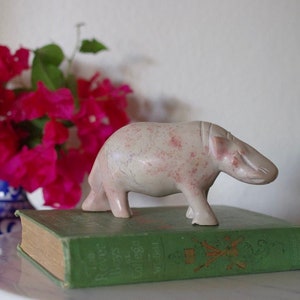 Vintage Carved Stone Hippo Figurine, Soapstone Hippopotamus, Hippo Paperweight