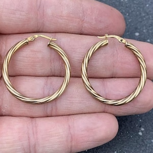 Vintage 9k Gold Medium Sized Twist Hoops, Gold Hoop Earrings, 1 inch Hoops
