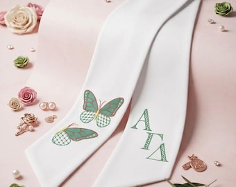 Personalized Sorority Wreath Sash - Customizable Colors and Lettering for Special Occasions